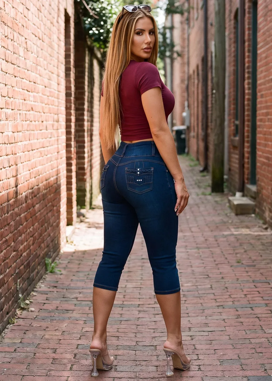 Wine Levantacola Capris Outfit sold by Moda product image thumbnail 2