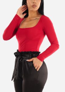 Red Long Sleeve Square Neck Fitted Top sold by Moda