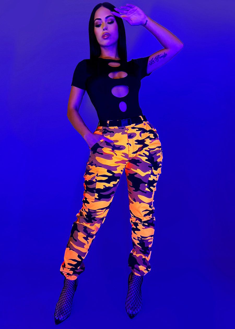 Short Sleeve Cut Out Black Thong Bodysuit sold by Moda product image thumbnail 3