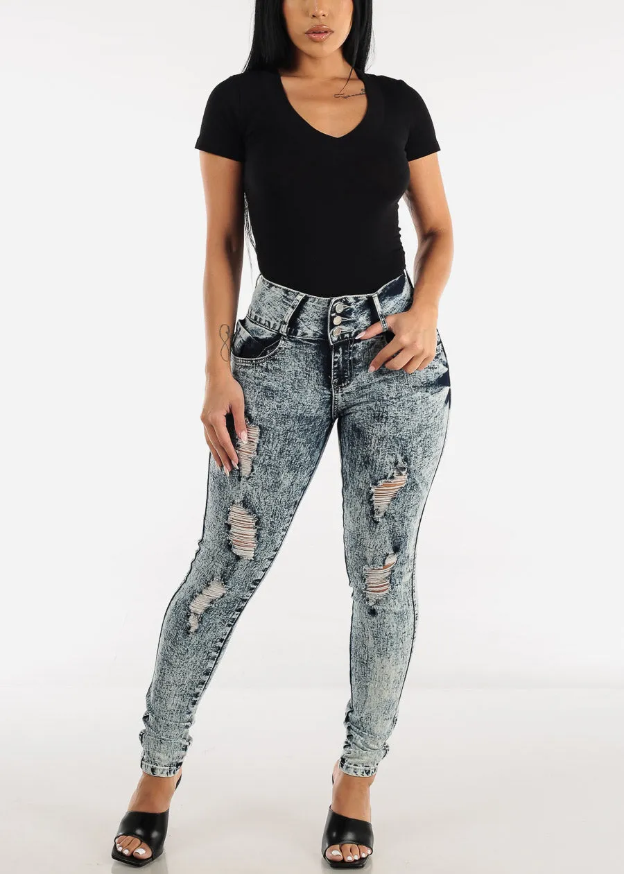 V-Neck Basic T-Shirt (Black) sold by Moda product image thumbnail 2