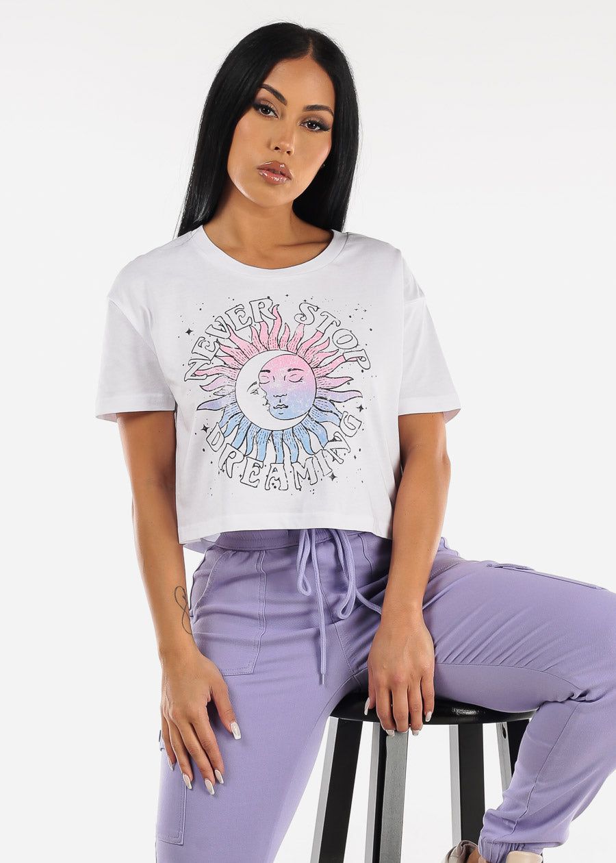 White Graphic Cropped Tee "Never Stop Dreaming" sold by Moda