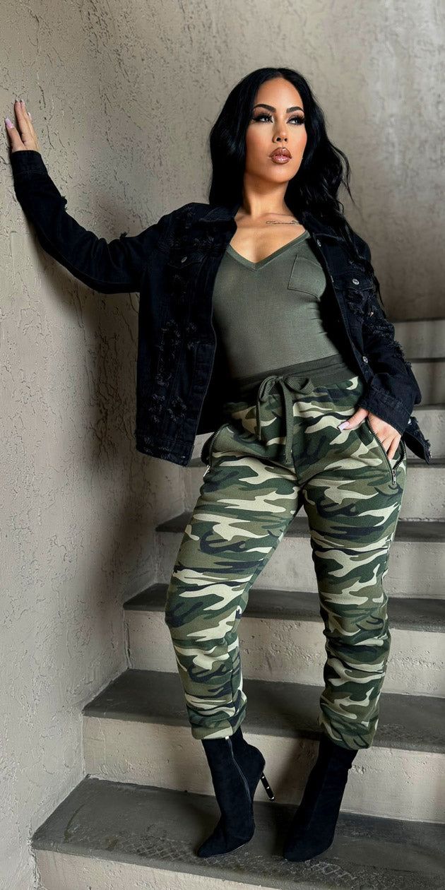 High Rise Camouflage Jogger Sweatpants Short Sleeve Olive Bodysuit and Black Long Sleeve Ripped Denim Jacket sold by Moda