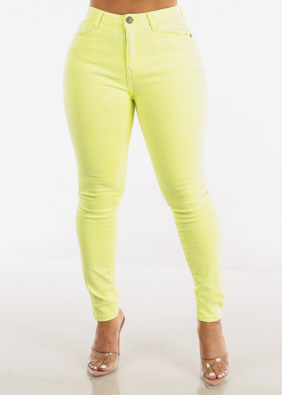 High Waisted Neon Yellow Skinny Jeans sold by Moda