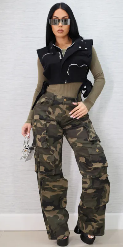 Vest Olive Camo Cargo Trio sold by Moda