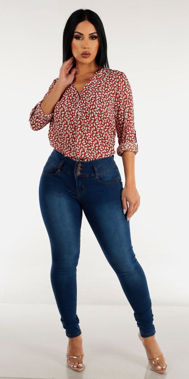 Med Blue Butt Lifting Mid Rise Skinny Jeans with Roll Up Sleeve Floral Vneck Blouse sold by Moda