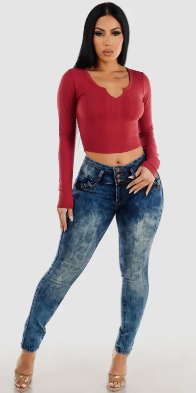 Mid Rise Levantacola Acid Wash Skinny Jeans with Brick Long Sleeve Crop Top sold by Moda