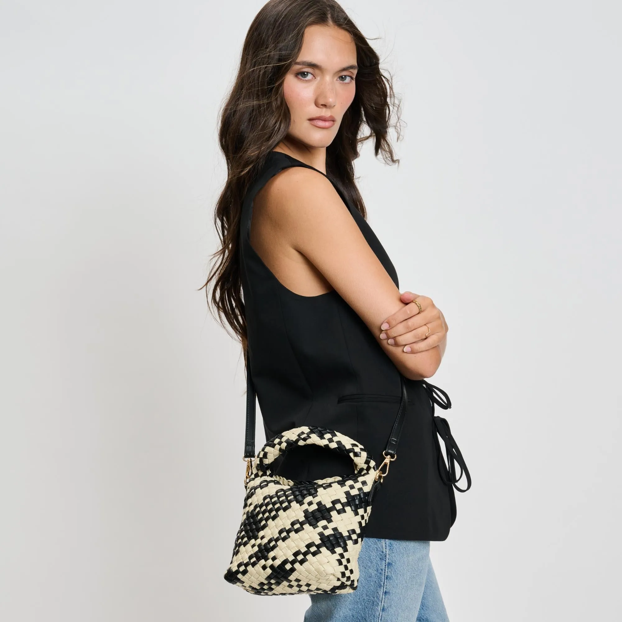 Jessamine Crossbody sold by Moda Luxe product image thumbnail 2