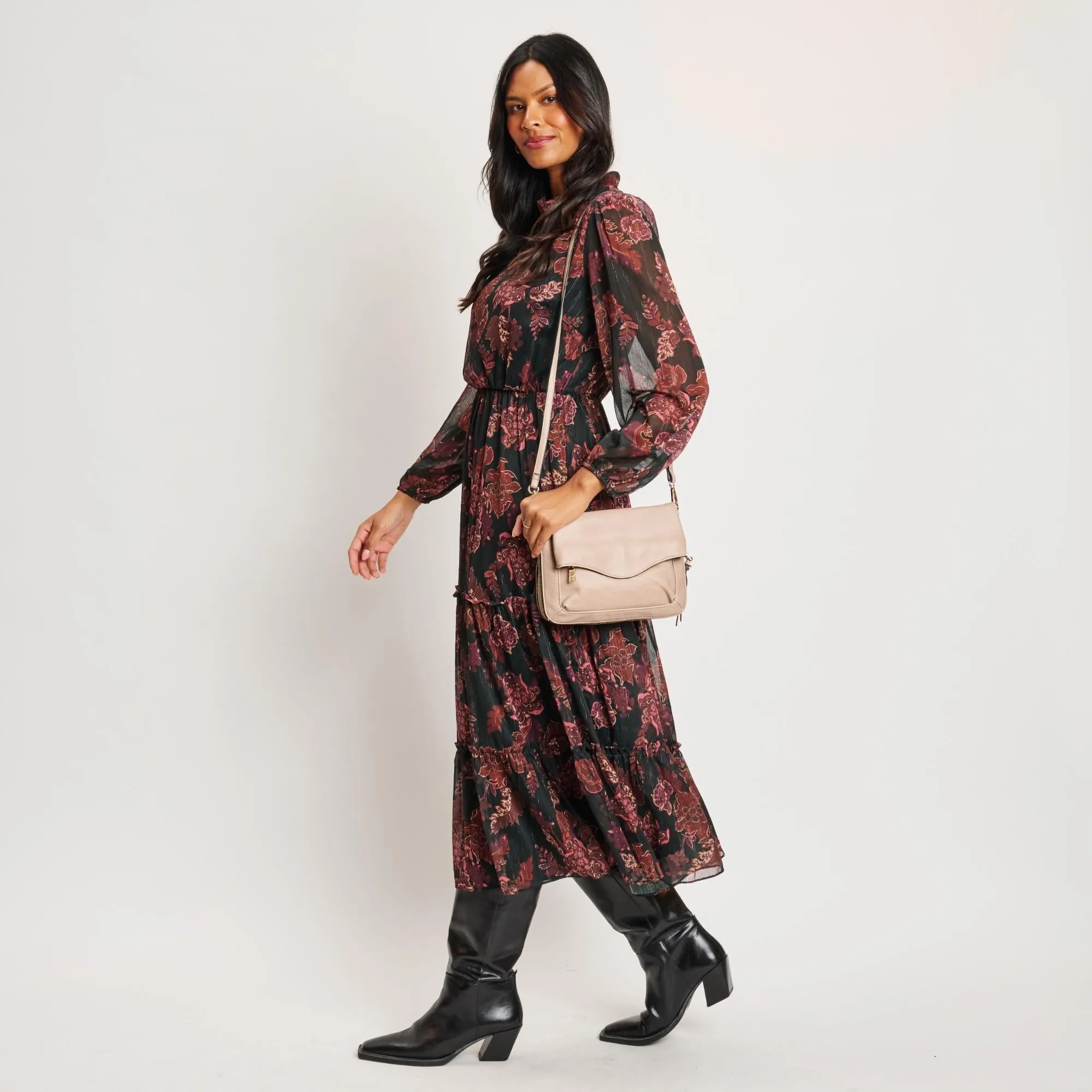 Easy Foldover Crossbody sold by Moda Luxe product image thumbnail 3