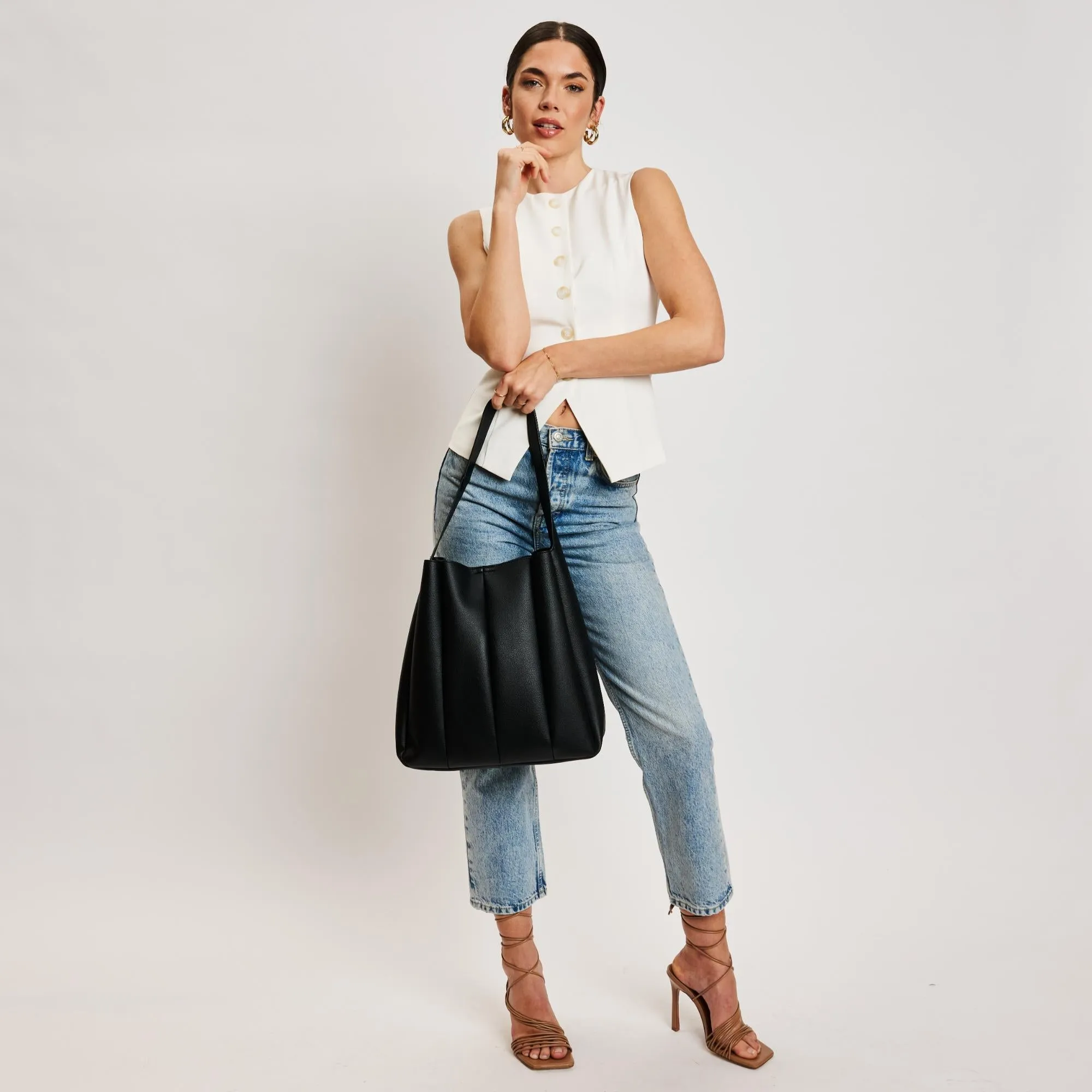 Zelda Hobo sold by Moda Luxe product image thumbnail 2