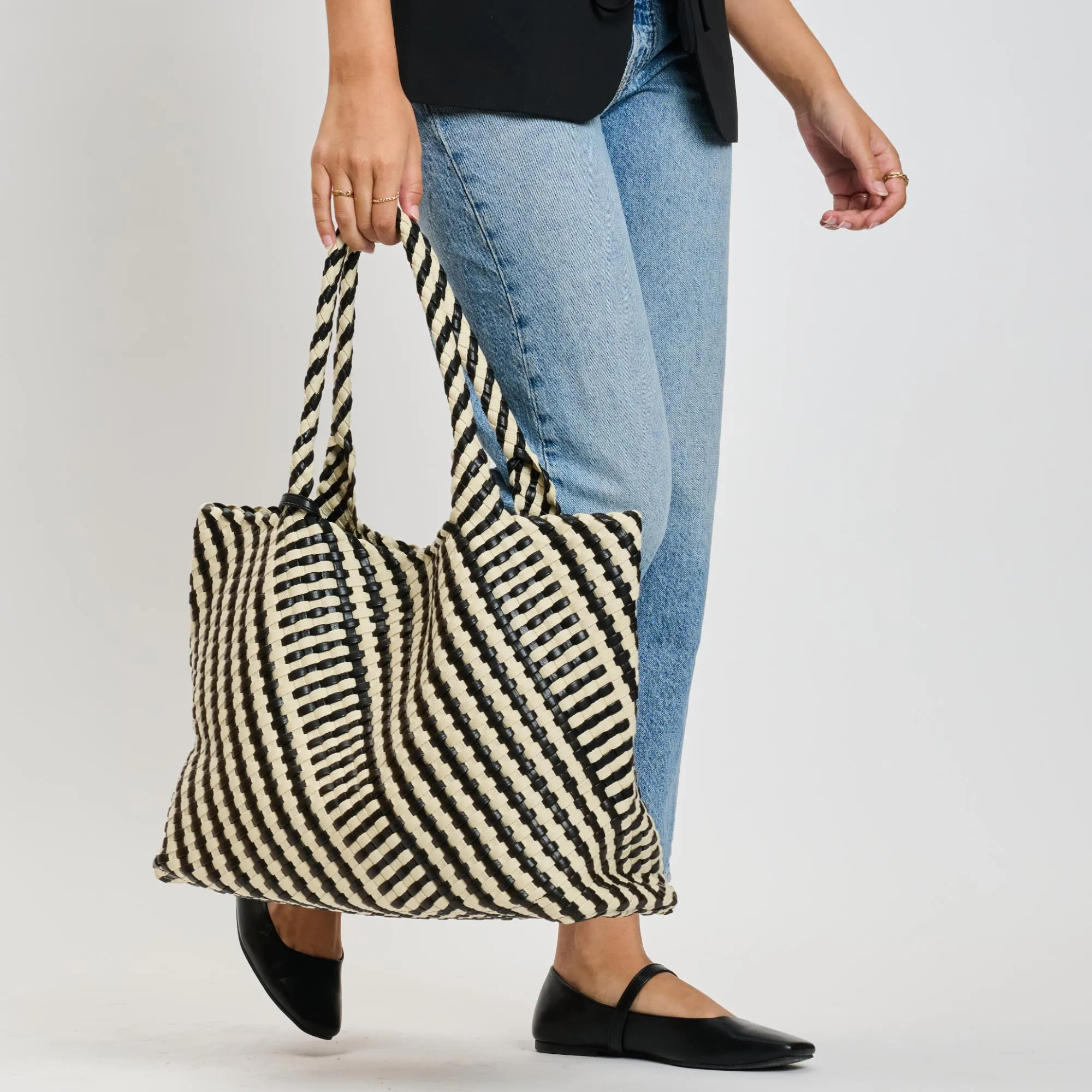 Solana - Mixed Material Tote sold by Moda Luxe product image thumbnail 4