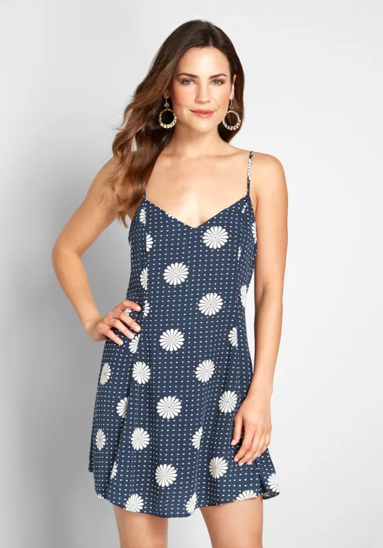 On Cloud Nineties Shift Dress made by Modcloth