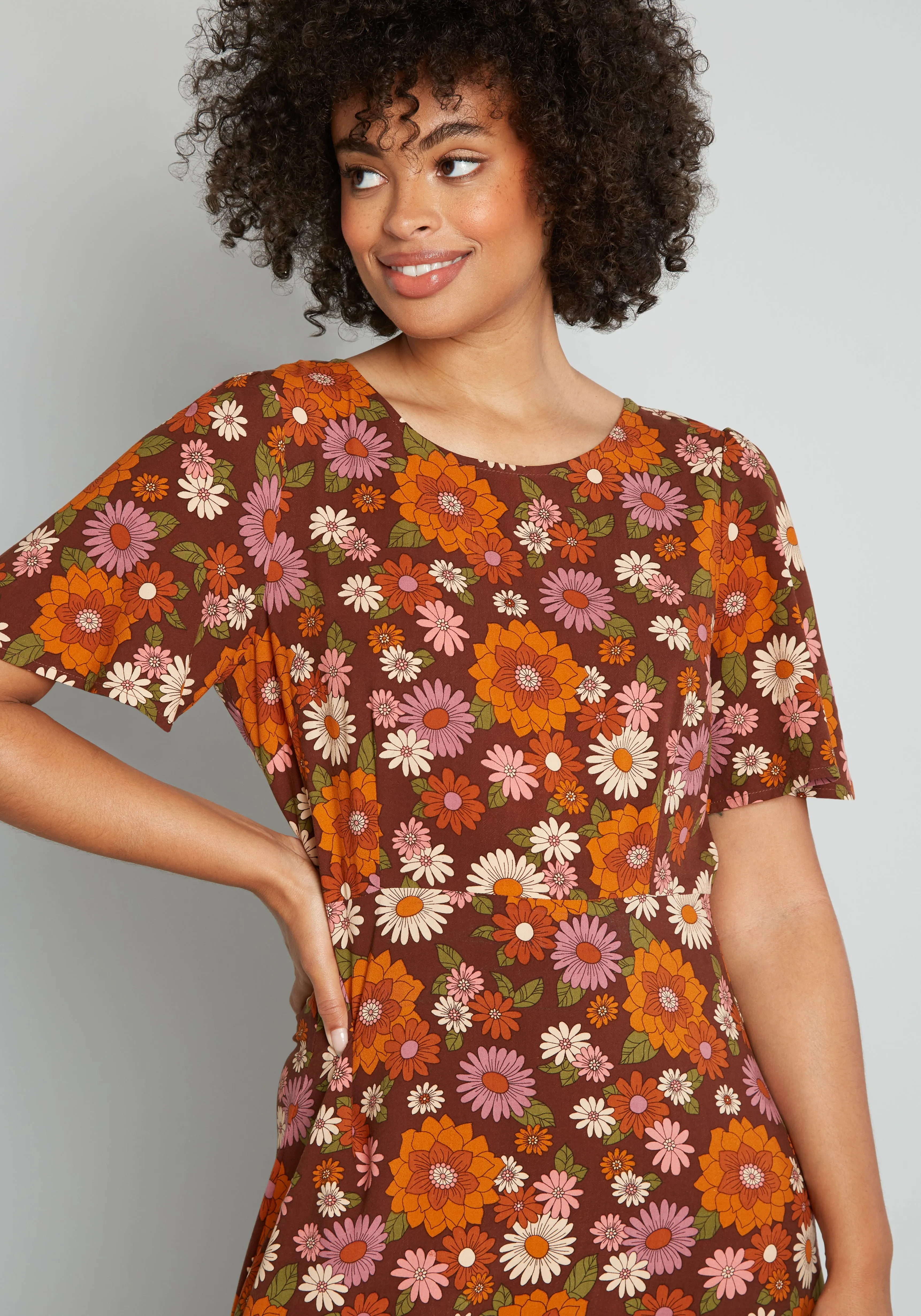 That 70's Glow Midi Dress sold by Modcloth product image thumbnail 4