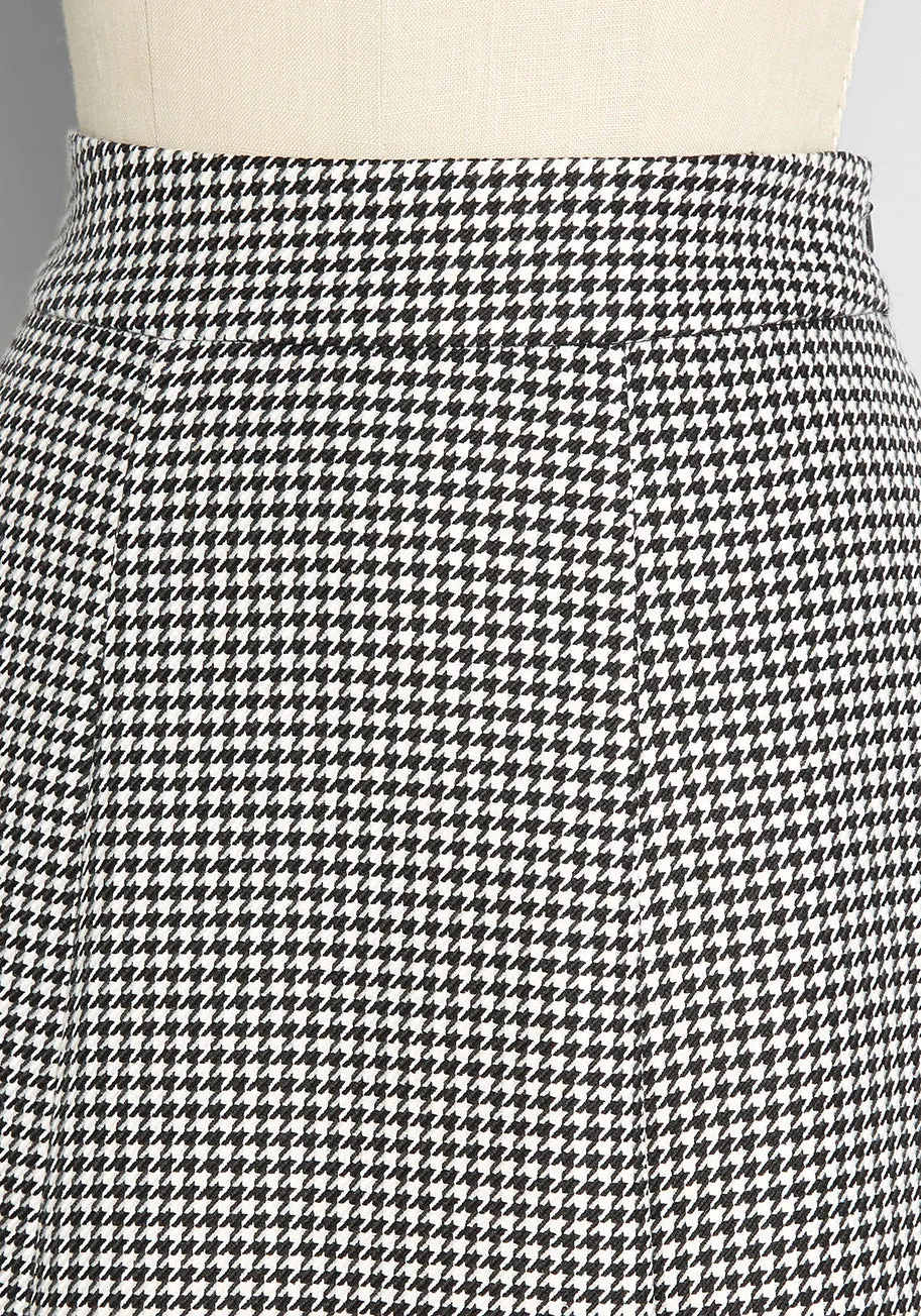 Heartbreaker in Houndstooth Mini Skirt sold by Modcloth product image thumbnail 3