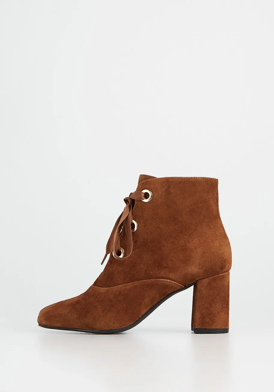 Powerful Prowl Boot sold by Modcloth product image thumbnail 2