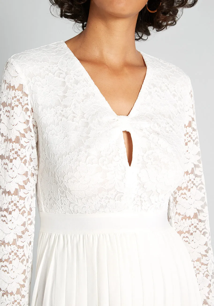 Lacing Down the Aisle Maxi Dress sold by Modcloth product image thumbnail 4