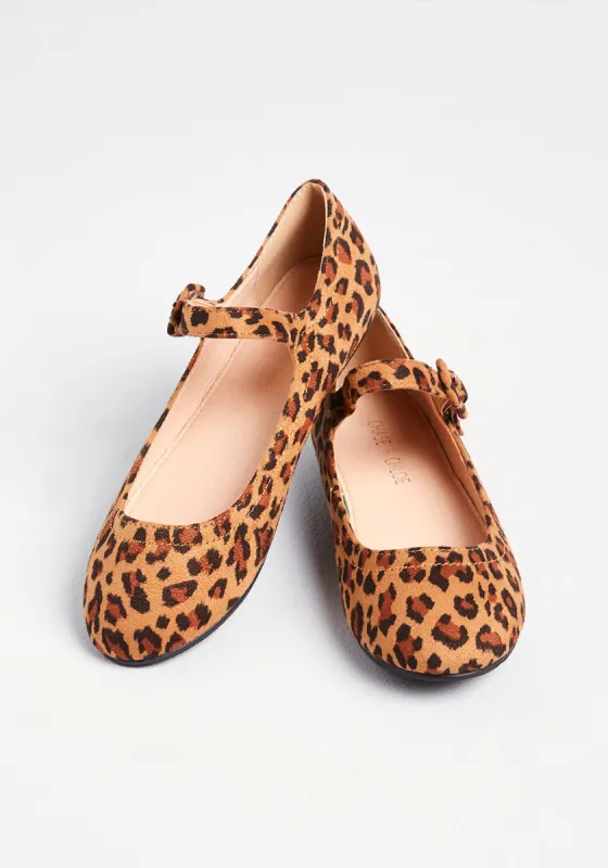 Step Right Up Mary Jane Flat sold by Modcloth