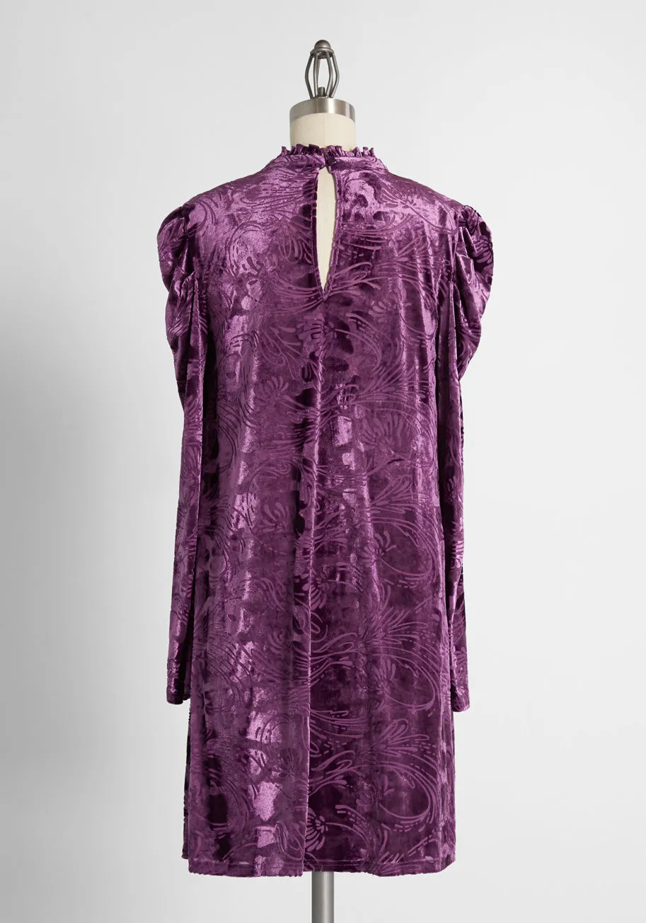 In With the Nouveau Shift Dress sold by Modcloth product image thumbnail 2