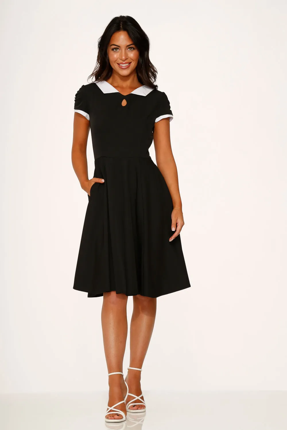 Black & White Keyhole Swing Dress sold by Modcloth product image thumbnail 2