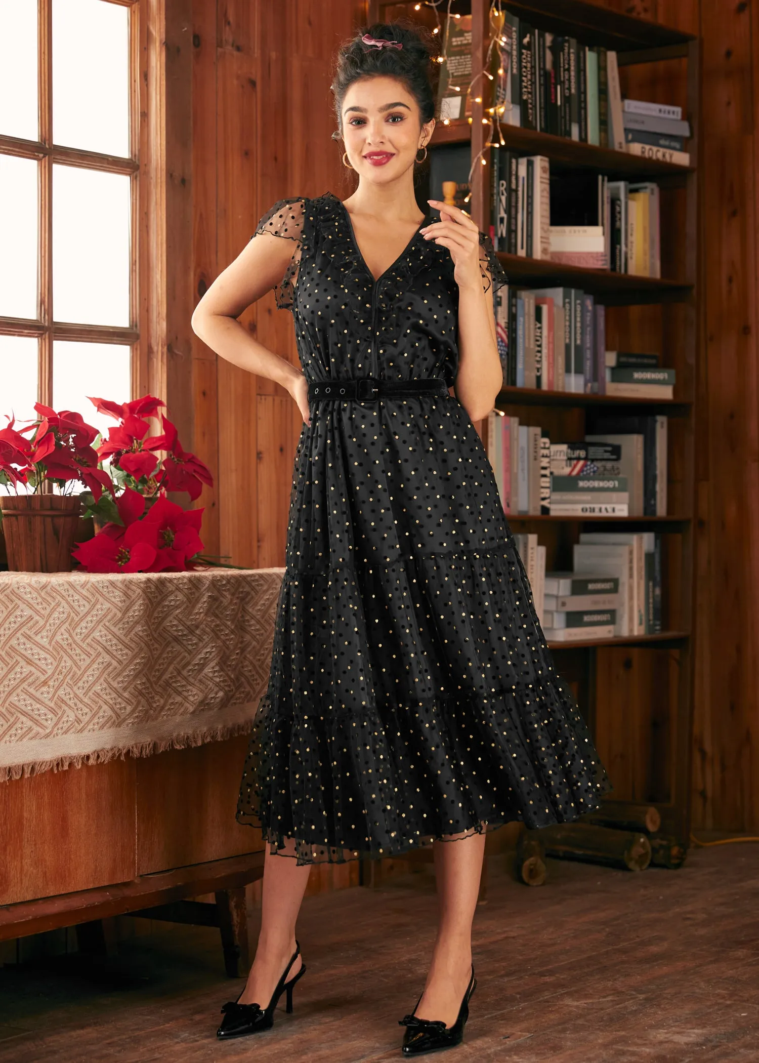 Garden Soirée Butterfly Sleeve Maxi Dress sold by Modcloth product image thumbnail 5