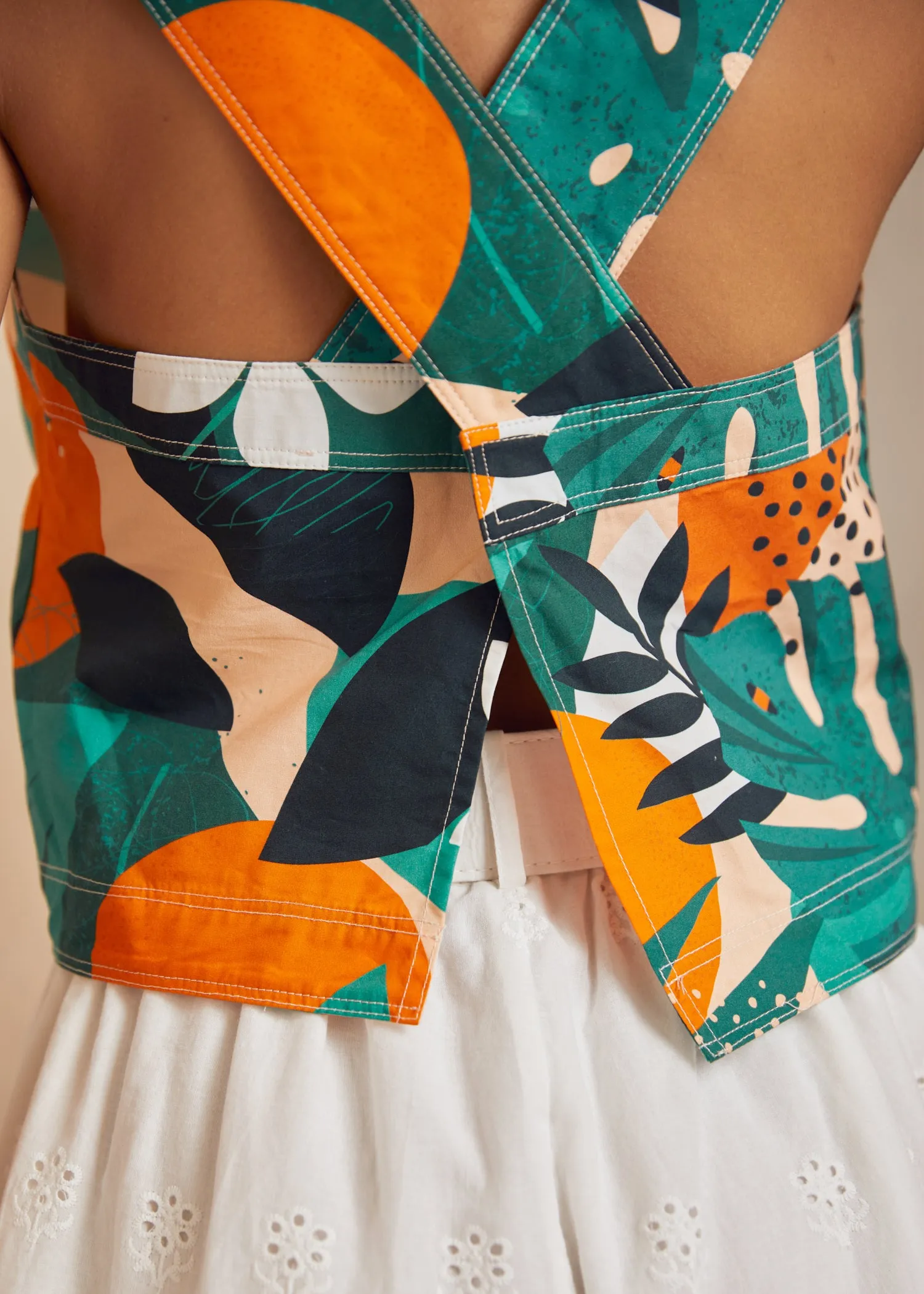 The Breezy Backdrop Top sold by Modcloth product image thumbnail 2