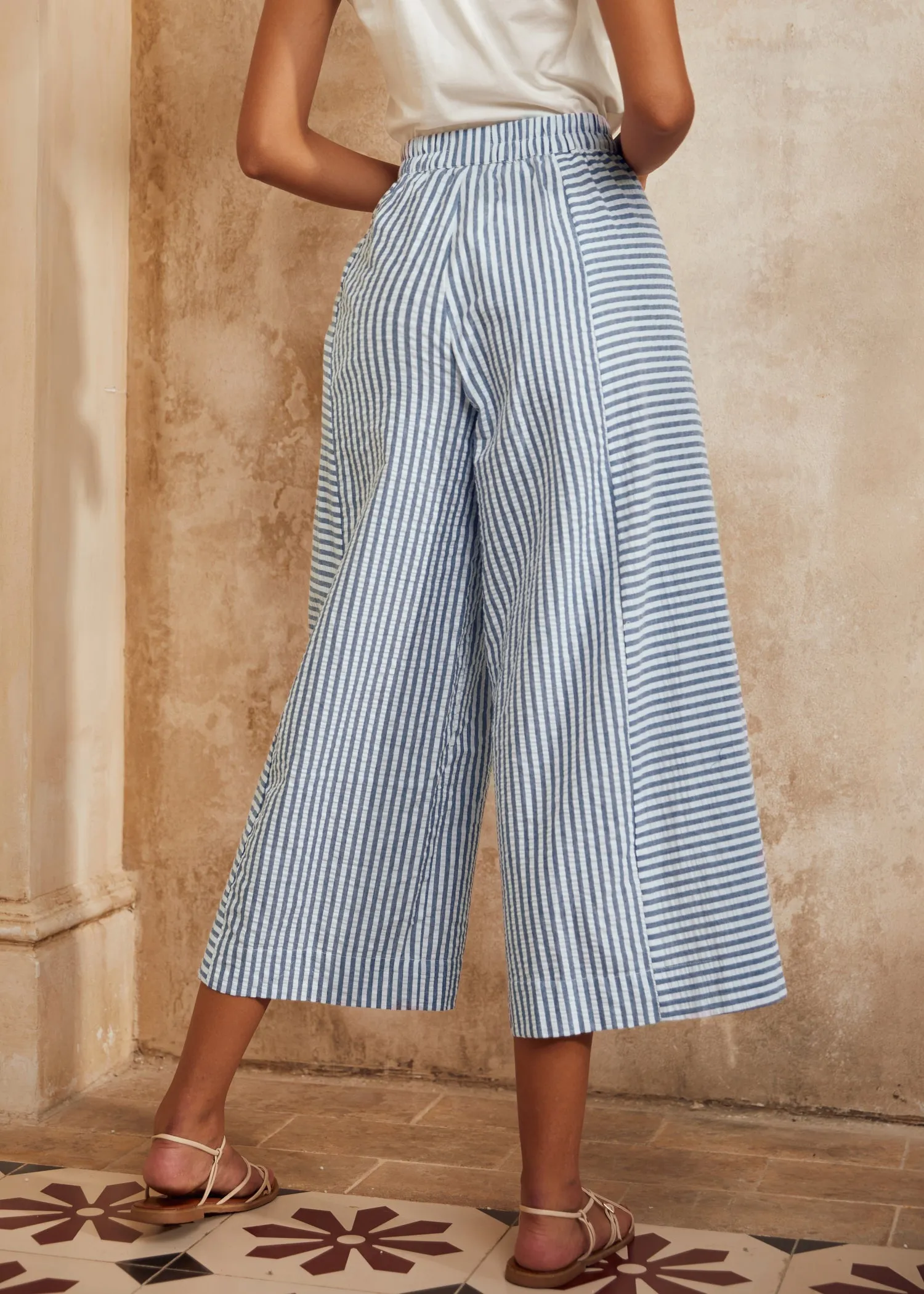 The Sideways Style Gauchos sold by Modcloth product image thumbnail 4