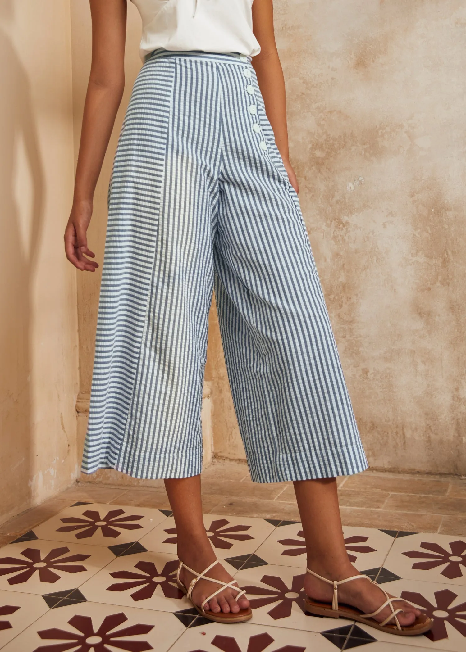 The Sideways Style Gauchos sold by Modcloth product image thumbnail 5