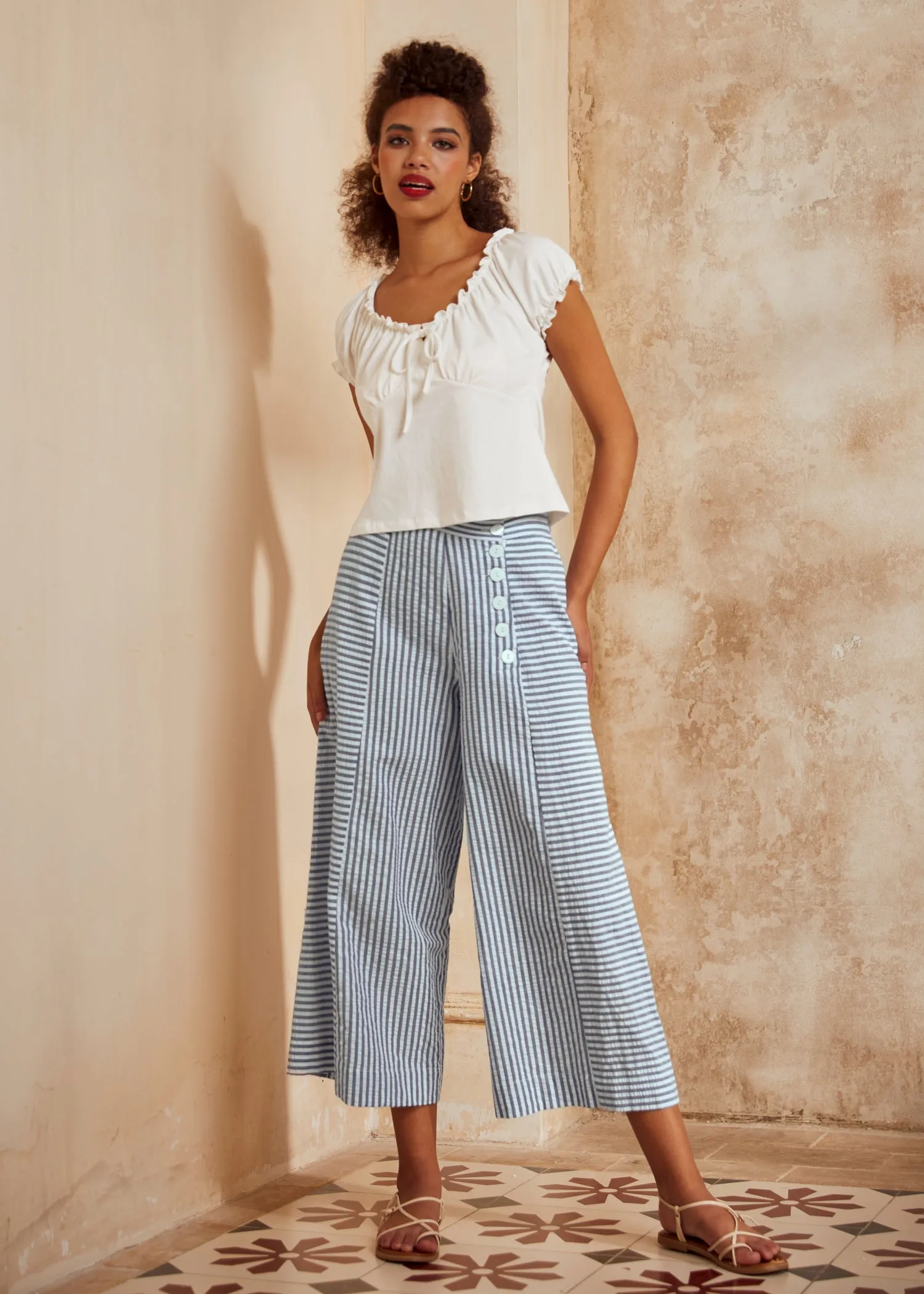 The Sideways Style Gauchos sold by Modcloth product image thumbnail 2