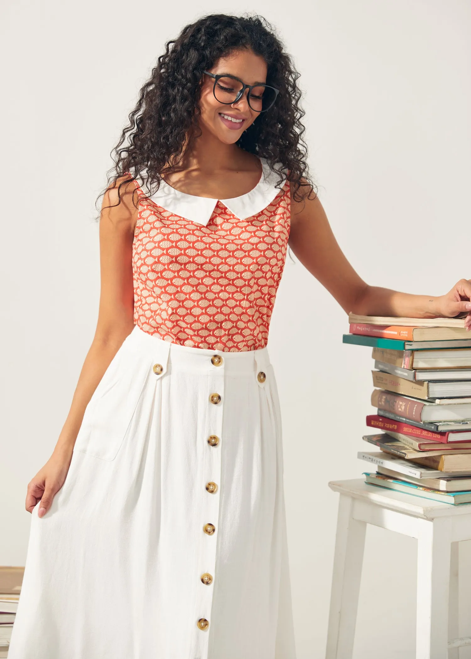 The Class Act Collar Top sold by Modcloth product image thumbnail 5