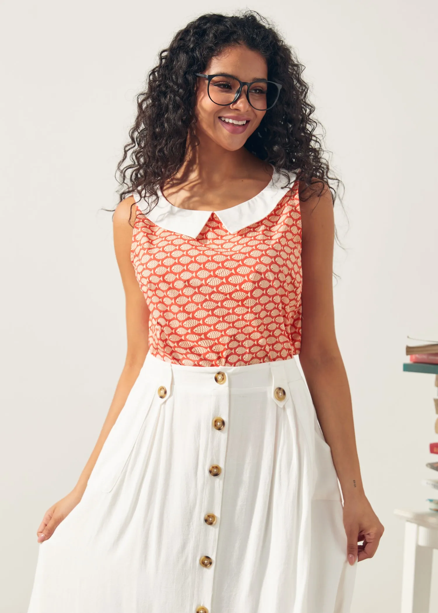 The Class Act Collar Top sold by Modcloth product image thumbnail 3