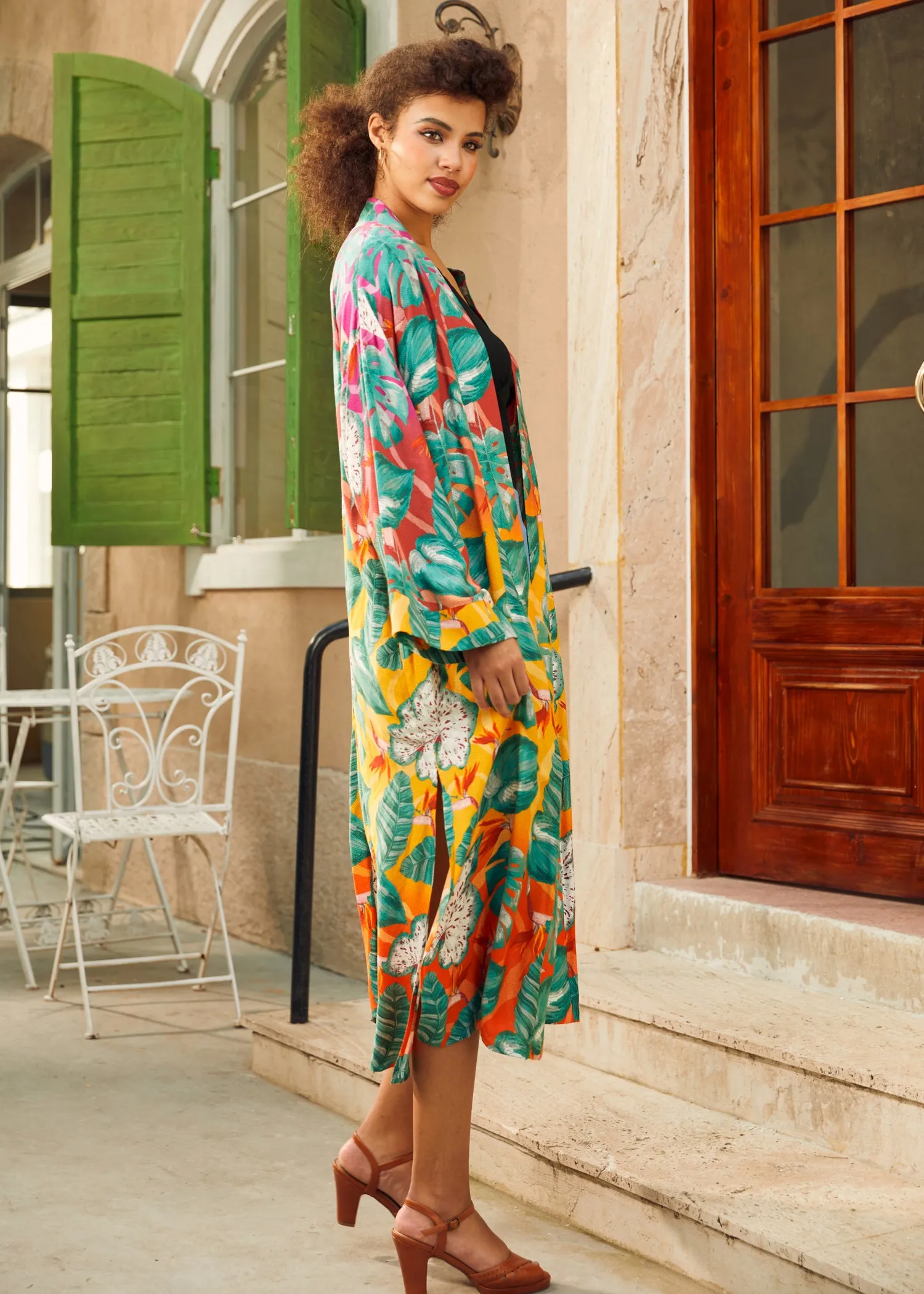 Old School Opulence Kimono sold by Modcloth product image thumbnail 3