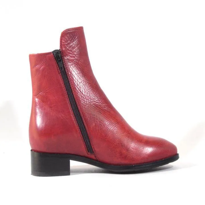 Jake Leather Chelsea Boots sold by Modcloth product image thumbnail 5