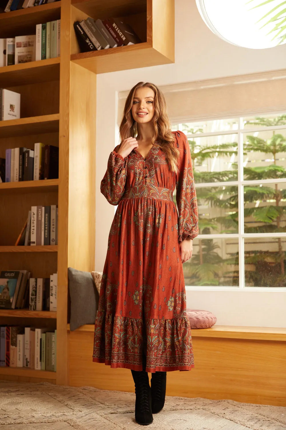 Goldie Hour V-Neck Midi Dress sold by Modcloth product image thumbnail 3