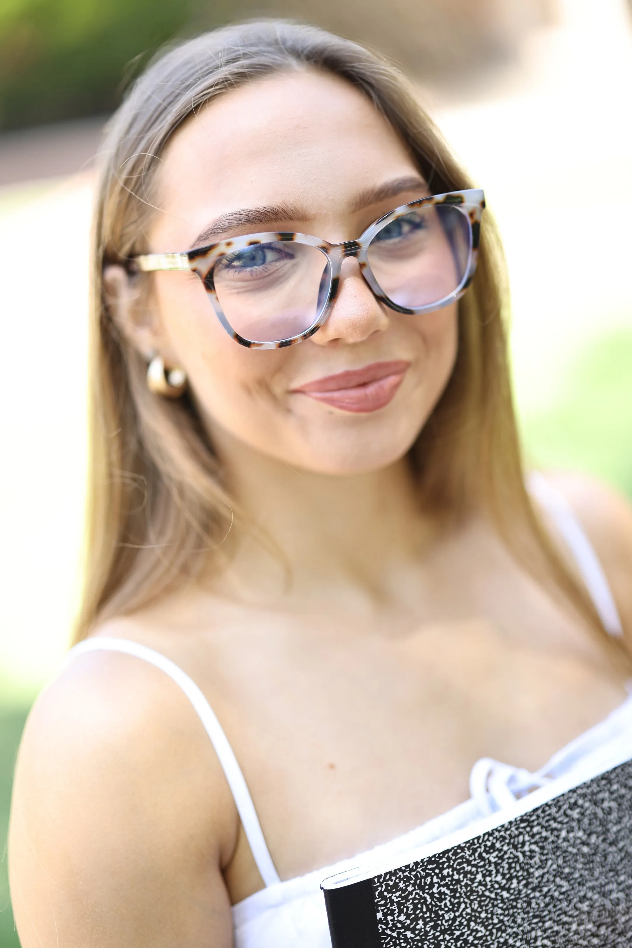 Smart Look Blue Light Glasses sold by Modcloth product image thumbnail 3