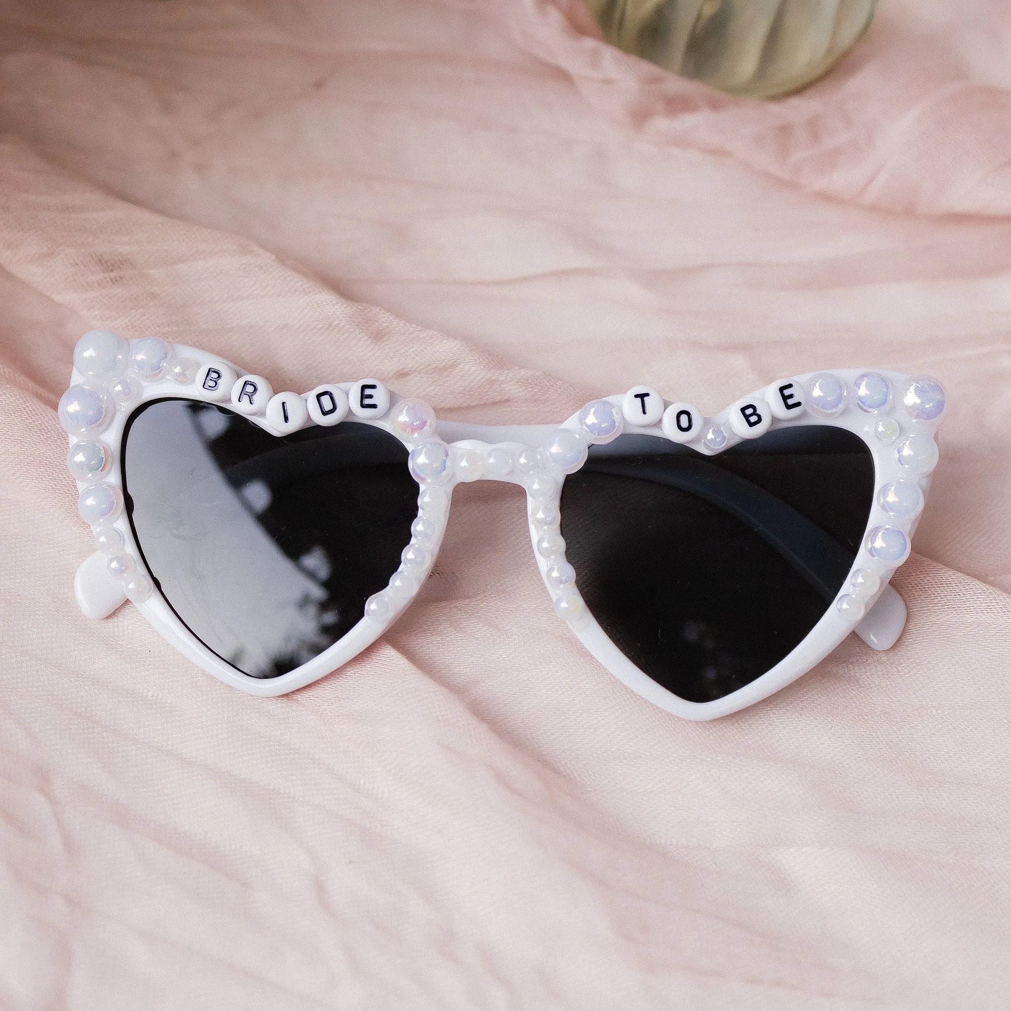 JEWELZ Bride to Be Sunglasses sold by Modcloth product image thumbnail 2