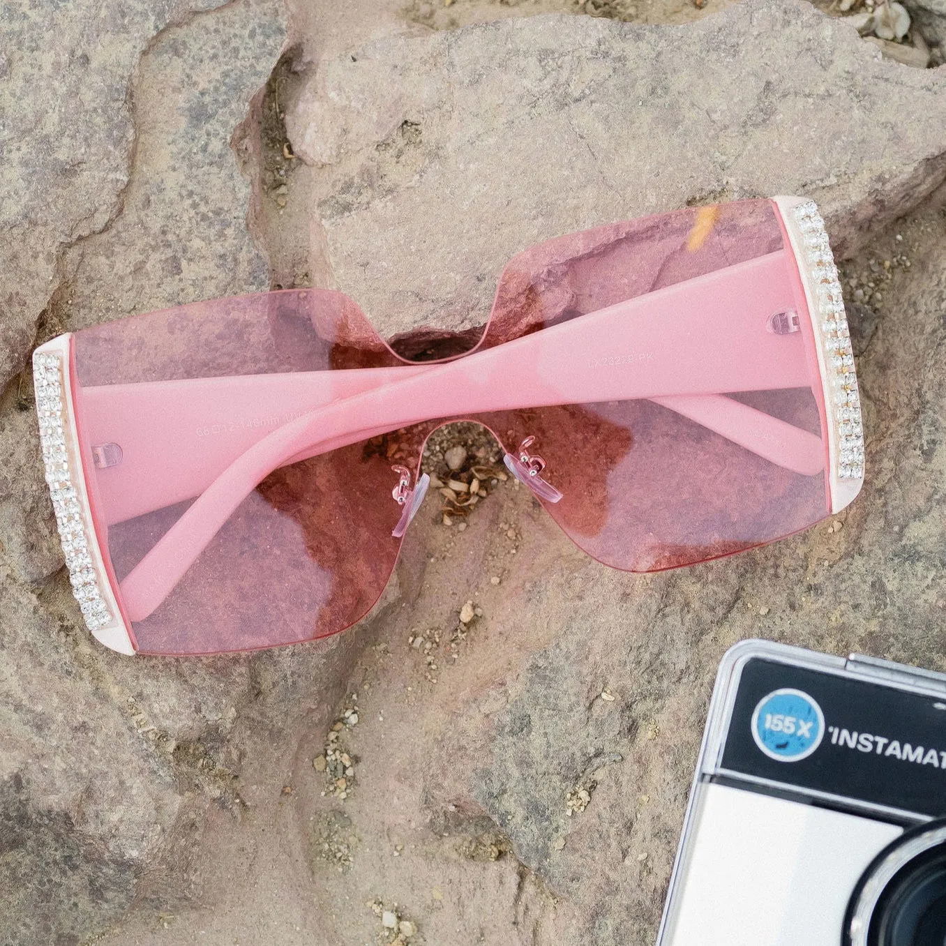 JAZMINE Oversize Pink Sunglasses sold by Modcloth product image thumbnail 2