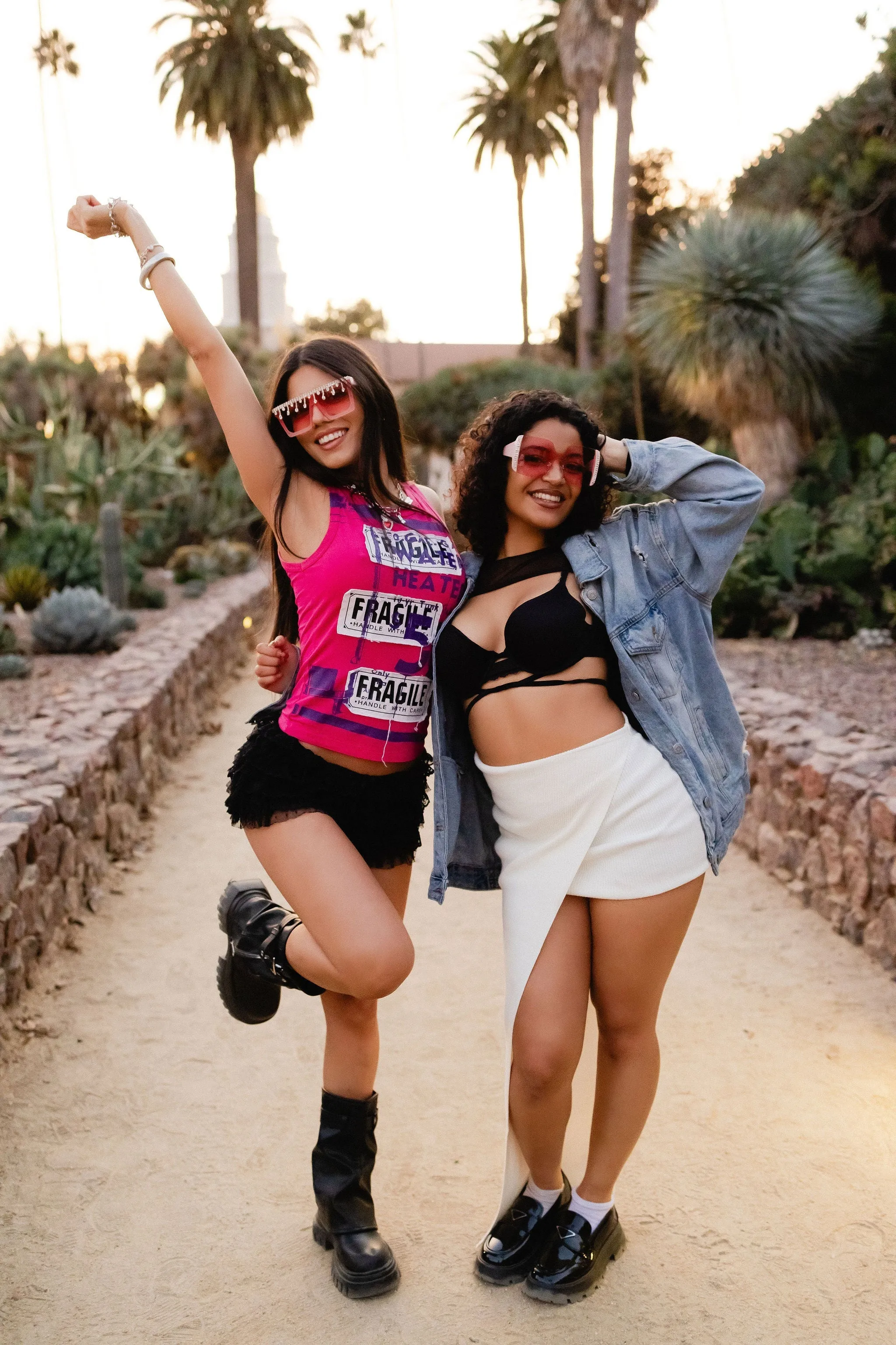 JAZMINE Oversize Pink Sunglasses sold by Modcloth product image thumbnail 3