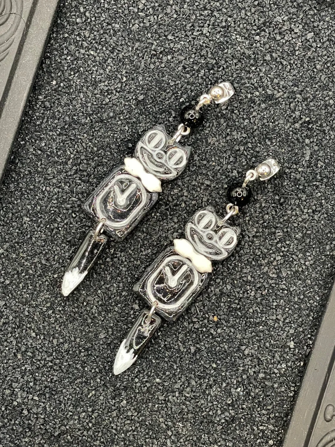 Retro Black Kitty Cat Clock Earrings sold by Modcloth