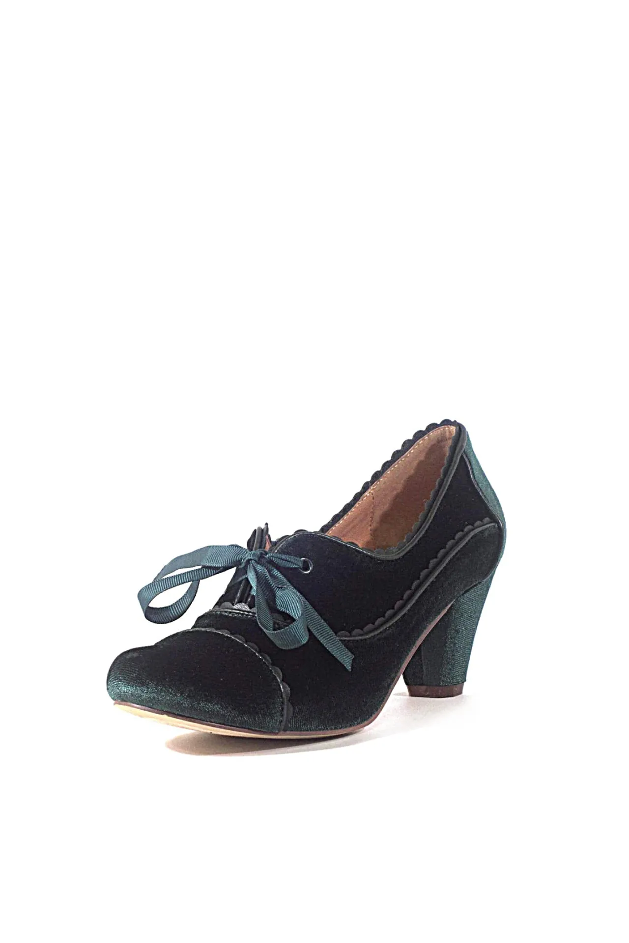 Madison Velvet Retro Heels Green sold by Modcloth product image thumbnail 3