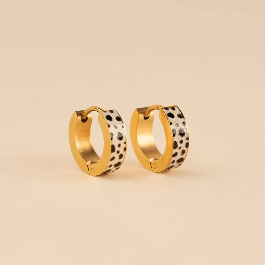 Leopard Chunky Huggie Hoop Earrings sold by Modcloth product image thumbnail 2