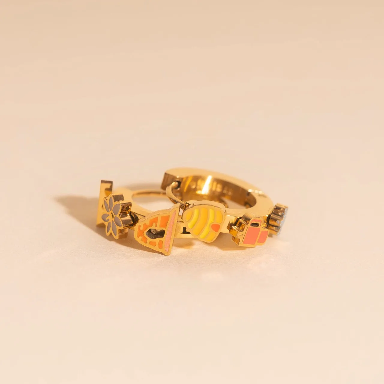 Utah 3D Huggie Hoop Earrings sold by Modcloth product image thumbnail 3
