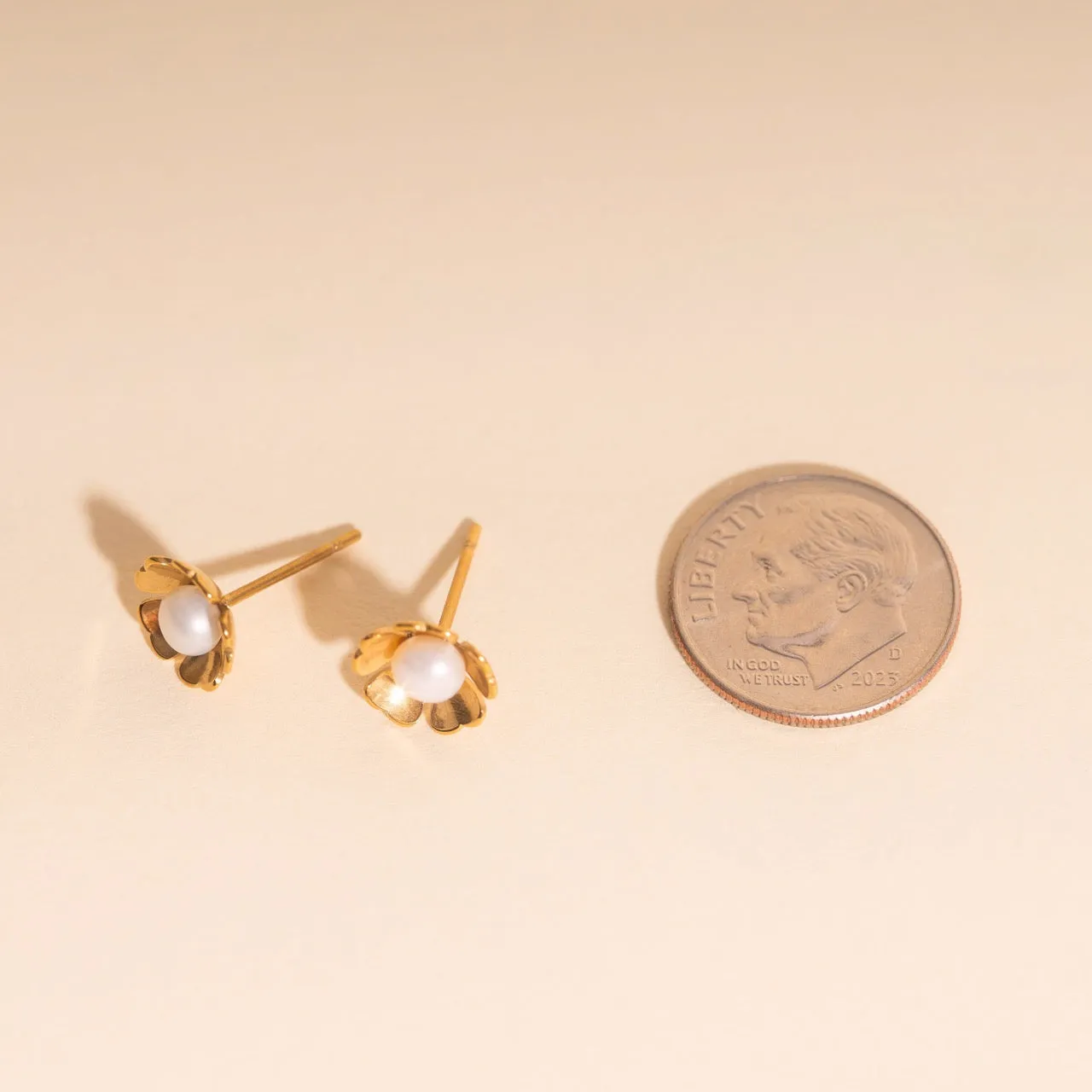 Pearl Flower Studs sold by Modcloth product image thumbnail 3