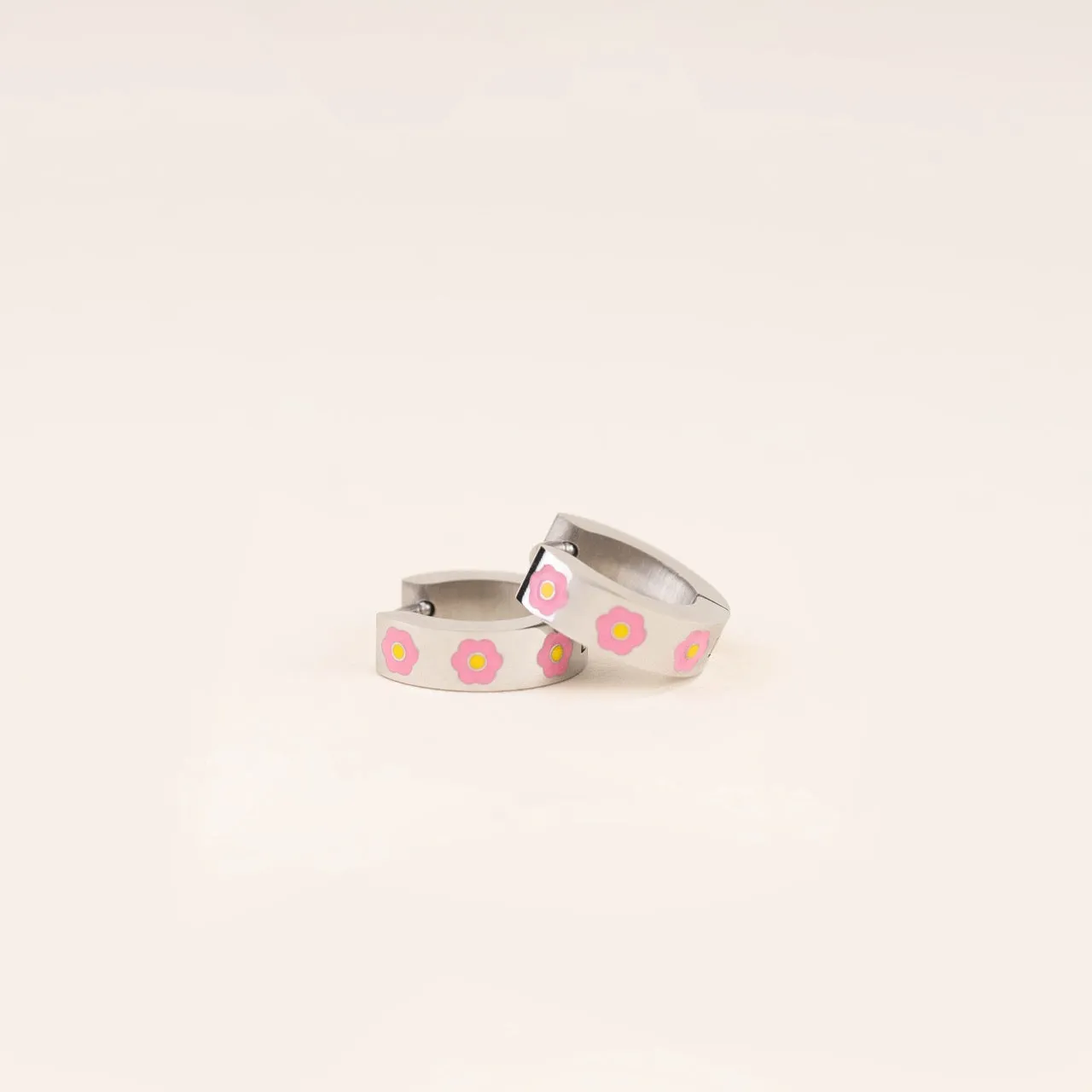 Flower Chunky Huggie Hoop Earrings sold by Modcloth product image thumbnail 5