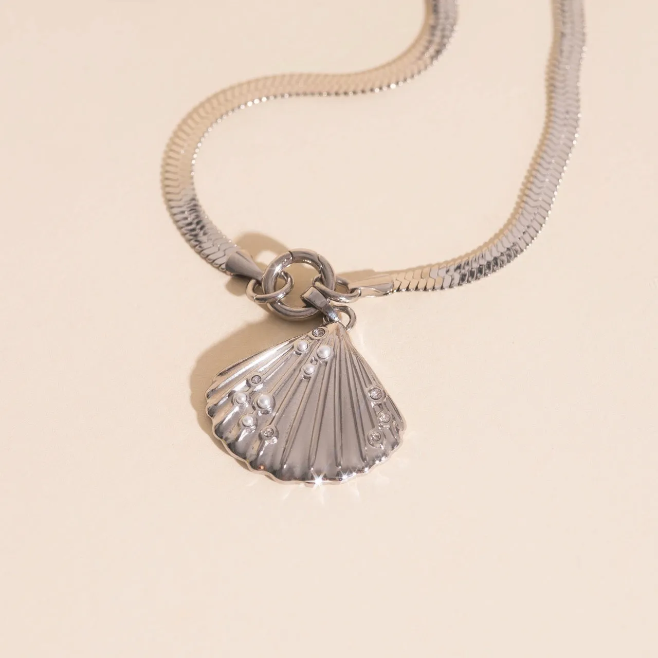 Sandbar Shell Necklace Charm sold by Modcloth product image thumbnail 2
