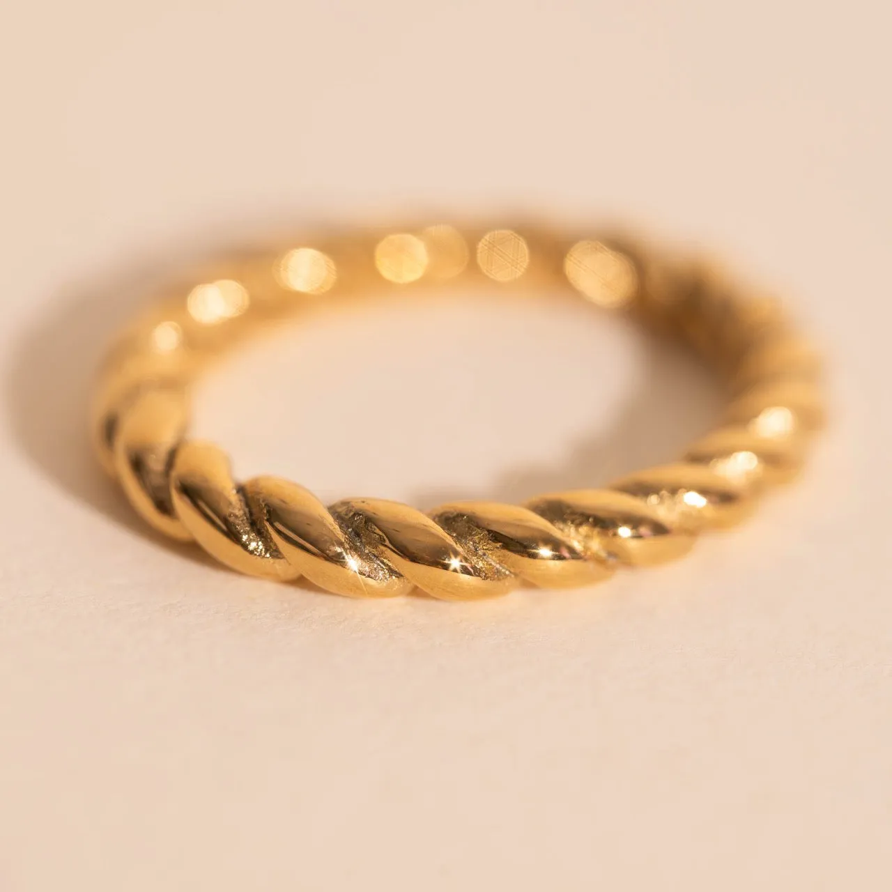 Twisted Oval Necklace Extender Charm sold by Modcloth product image thumbnail 2