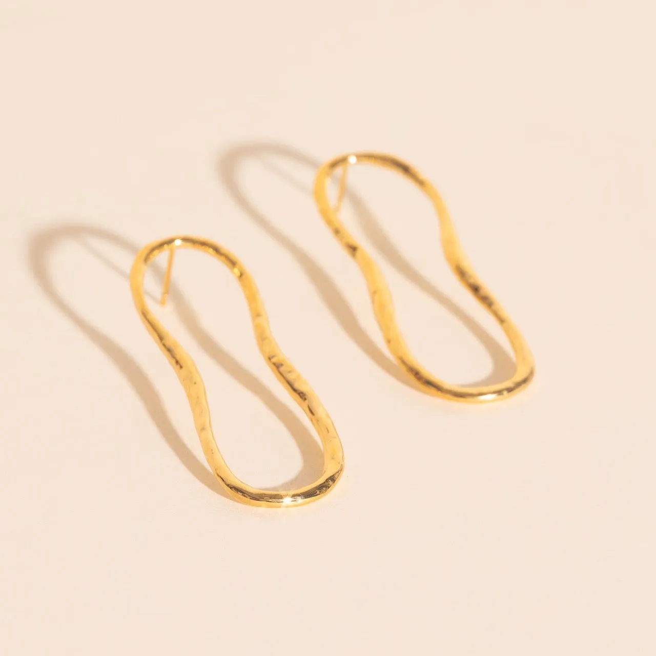 Hammered Oval Stud Earrings sold by Modcloth product image thumbnail 4