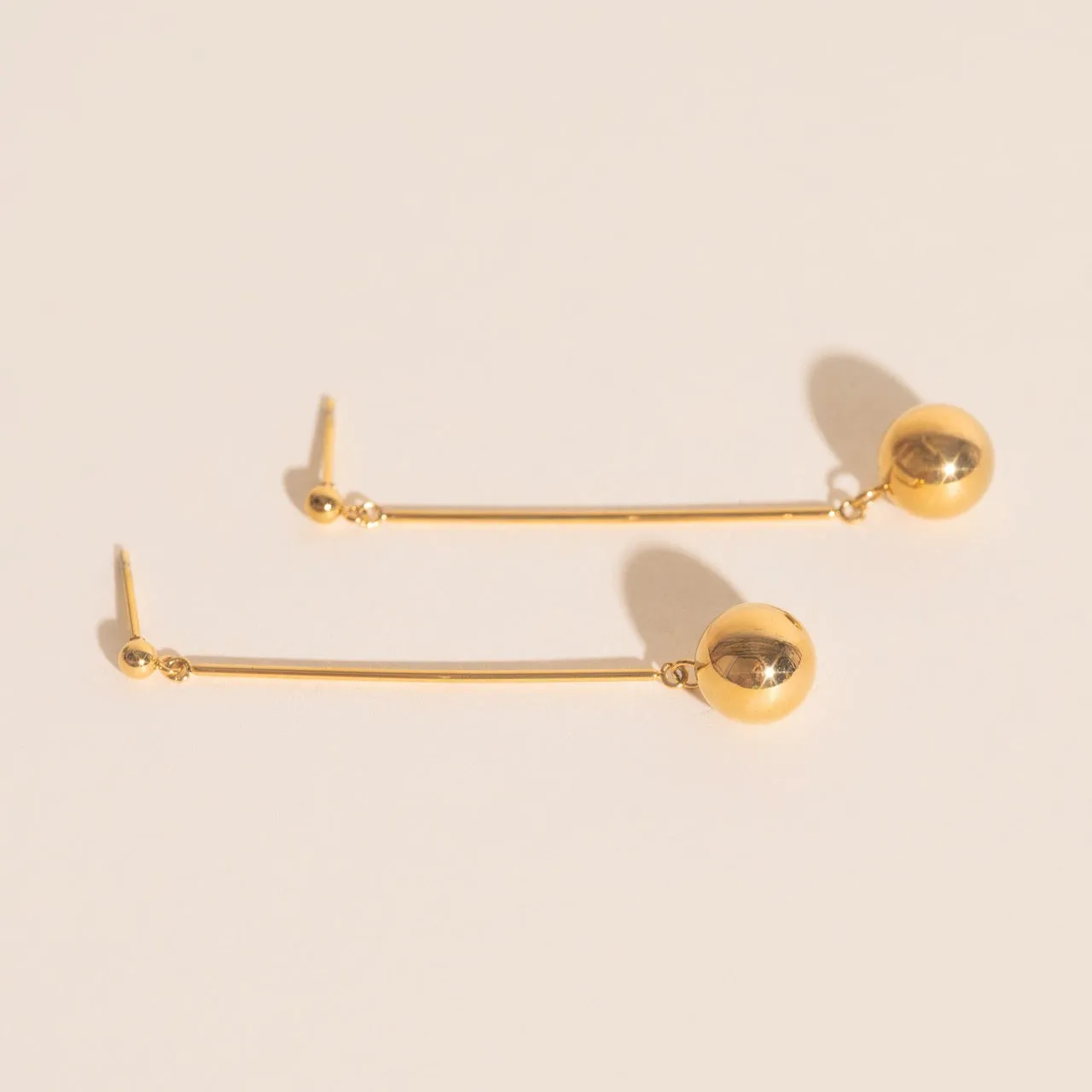 Ball Hammered Bar Stud Earrings sold by Modcloth product image thumbnail 3