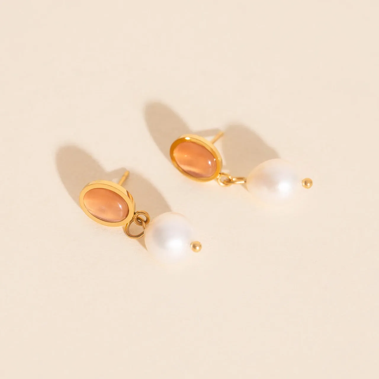 Elizabeth Taylor Stud Earrings sold by Modcloth product image thumbnail 2