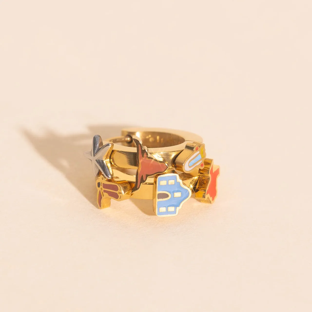 Texas 3D Huggie Hoop Earrings sold by Modcloth product image thumbnail 5