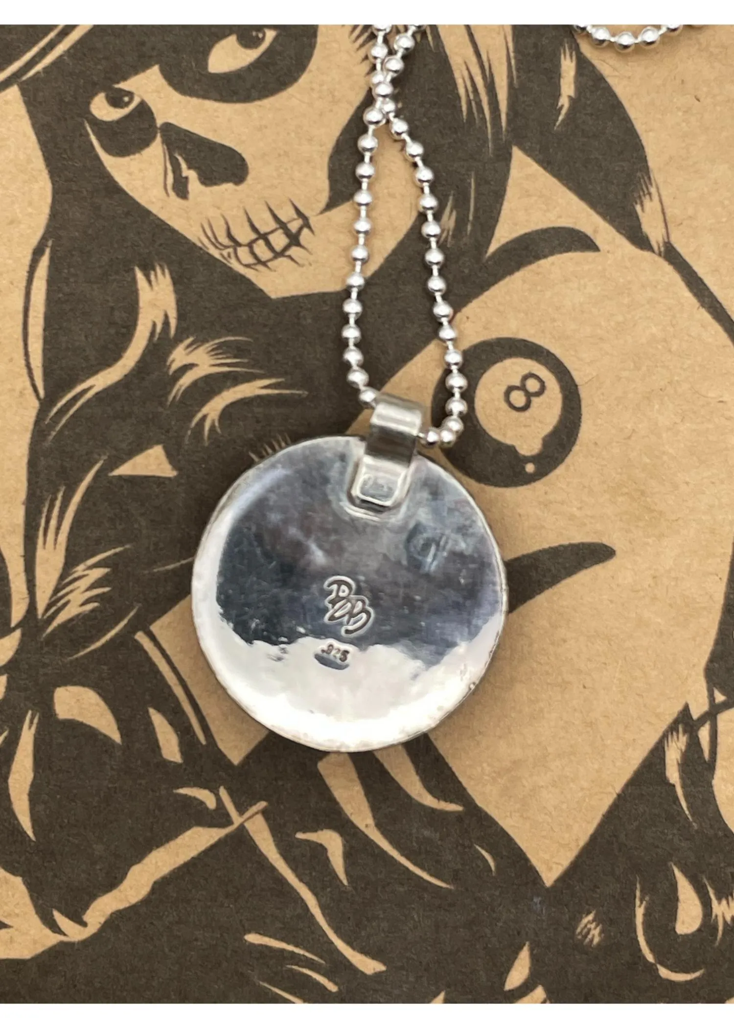 Billiard Retro 8-Ball Round Pendant Black sold by Modcloth product image thumbnail 2