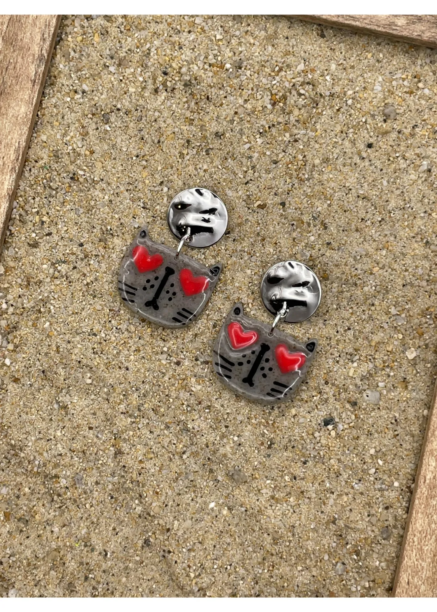 Heart Eyes Cat Face Earrings sold by Modcloth product image thumbnail 3